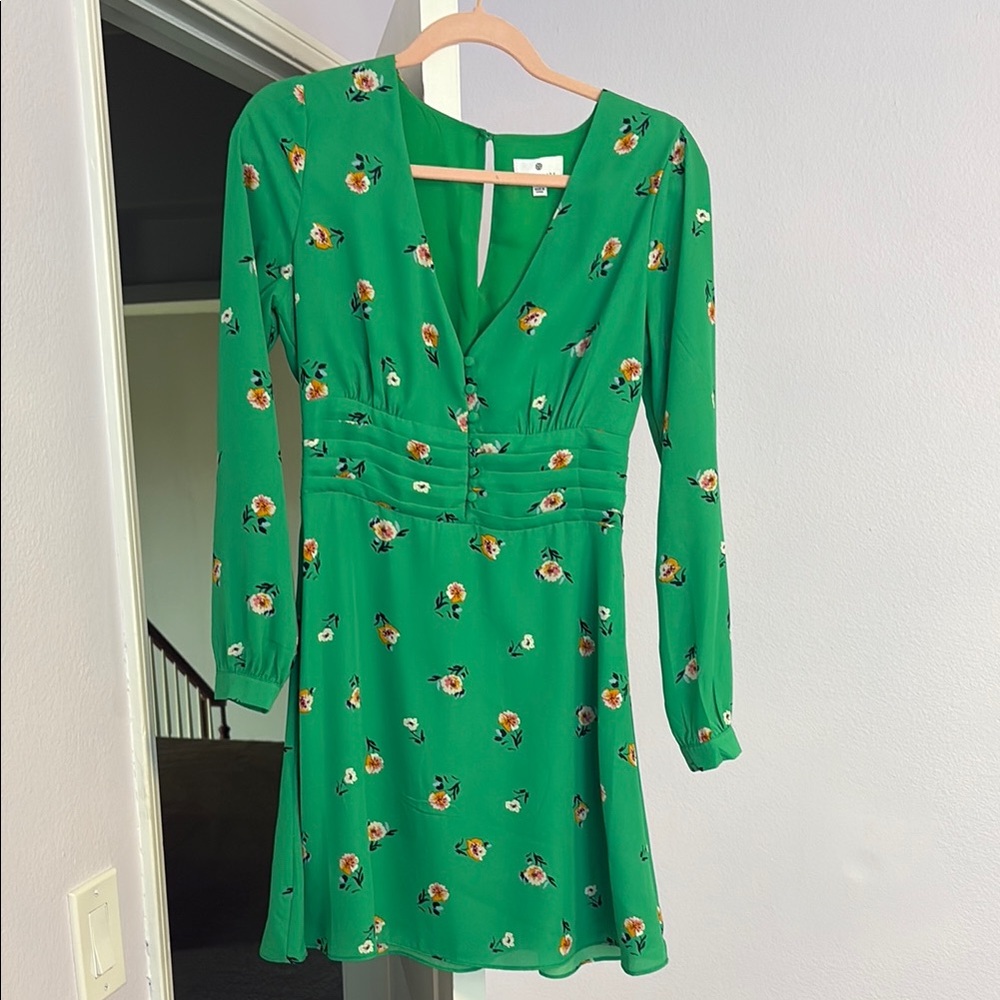 Socialite Green Long Sleeve V-Neck Sundress
